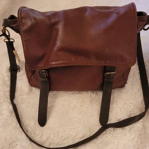 Genuine leather made in Italy messenger bag